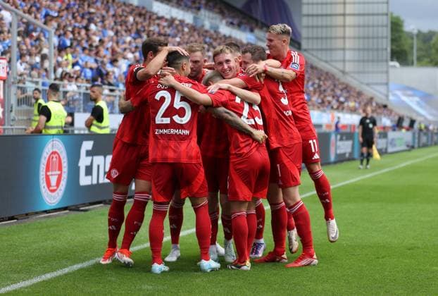 04 08 2024, xdcx, Soccer 2 Bundesliga, SV Darmstadt 98 Fortuna Düsseldorf, emonline, emspor, despor, v l , Goal celebration, celebrate the goal DFL DFB REGULATIONS PROHIBIT ANY USE OF PHOTOGRAPHS AS IMAGE SEQUENCES AND OR QUASI VIDEO Copyright: HMBxMedia Claus