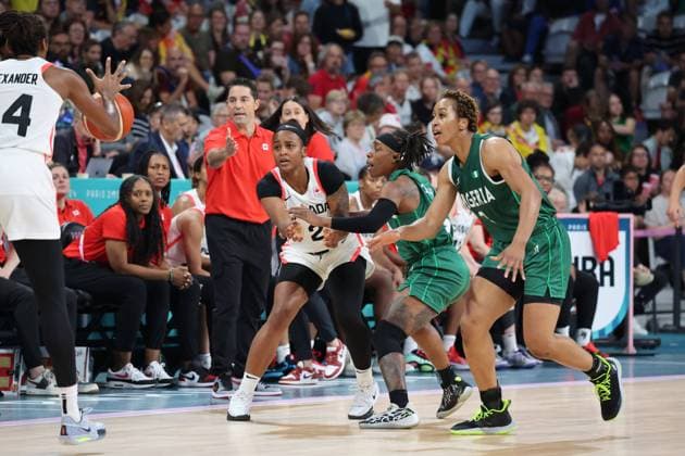 Shay COLLEY (Canada) et Ezinne KALU (Nigéria) Women basketball, Canada vs Nigeria, Women s preliminary round during the Olympic Games, Olympische Spiele, Olympia, OS Paris 2024 - photo Laurent Sanson DPPI Panoramic JO 2024 : BASKET BALL - Canada vs Nigeria - Jeux Olympiques 2024 - Paris2024 - Lille - 04 08 2024 DPPI Panoramic 