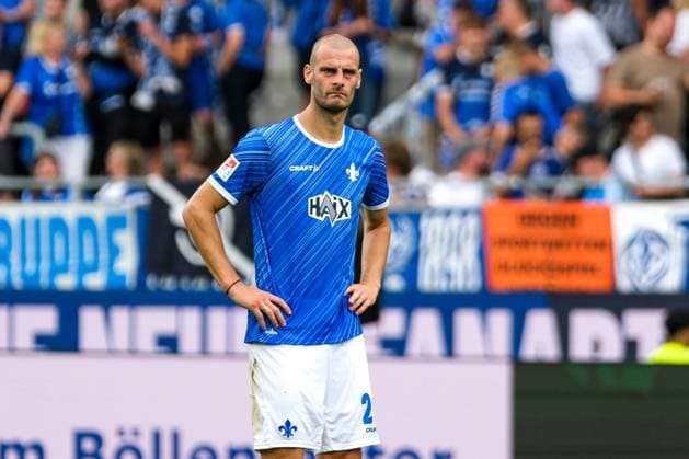 Aleksandar Vukotic SV Darmstadt 98, 20 is disappointed about the defeat, GER, SV Darmstadt 98 vs Fortuna Duesseldorf, Football, 2 Bundesliga, Matchday 1, Season 2024 2025, 04 08 2024 DFL REGULATES PROHIBIT ANY USE OF PHOTOGRAPHS as IMAGE SEQUENCES and or QUASI VIDEO GER, SV Darmstadt 98 vs Fortuna Duesseldorf, Football, 2 Bundesliga, Matchday 1, Season 2024 2025, 04 08 2024 Darmstadt Copyright: xEibner-Pressefoto FlorianxWieganx EP_FWD