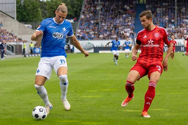 2 Soccer Bundesliga SV Darmstadt 98 Fortuna Düsseldorf, 04 08 2024 Fynn Lakenmacher SV Darmstadt 98 19 on the ball, SV Darmstadt 98 Fortuna Düsseldorf, Darmstadt, Merck Stadion am Böllenfalltor, 4 8 2024 Copyright: xBEAUTIFULxSPORTS Gawlikx