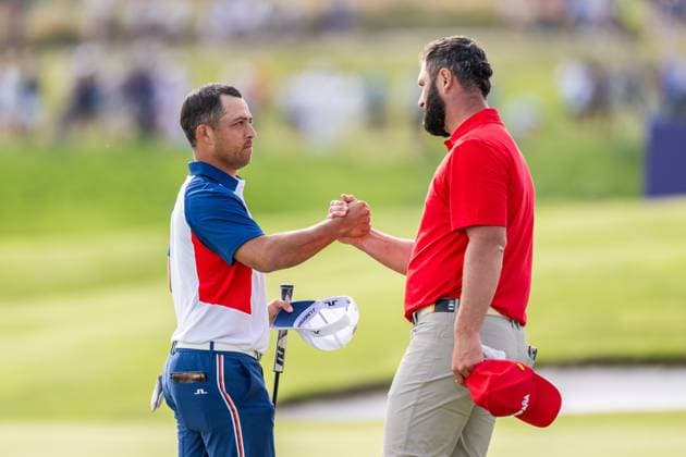 240804 Xander Schauffele of USA and John Rahm of Spain during the final round of the men s individual stroke play golf during day 9 of the Paris 2024 Olympic Games on August 4, 2024 in Paris Photo Petter Arvidson BILDBYRAN code PA PA0861 golf olympic games olympics os ol olympiska spelen olympiske leker paris 2024 paris os paris ol bbeng usa spanien spain  Copyright: PETTERxARVIDSON BB240804PA174
