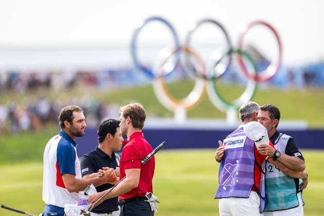 240804 Scottie Scheffler of USA during the final round of the men s individual stroke play golf during day 9 of the Paris 2024 Olympic Games on August 4, 2024 in Paris Photo Petter Arvidson BILDBYRAN code PA PA0861 golf olympic games olympics os ol olympiska spelen olympiske leker paris 2024 paris os paris ol bbeng usa  Copyright: PETTERxARVIDSON BB240804PA182
