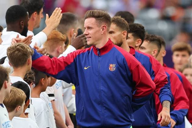 EAST RUTHERFORD, NJ - AUGUST 03: Marc-AndrÃ ter Stegen 1 of Barcelona prior to the Soccer Champions Tour game against Real Madrid on August 3, 2024 at MetLife Stadium in East Rutherford, New Jersey. (Photo by Rich Graessle Icon Sportswire) SOCCER: AUG 03 Soccer Champions Tour Barcelona vs Real Madrid EDITORIAL USE ONLY Icon2408033215