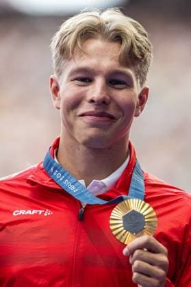 240804 Markus Rooth of Norway celebrates with his gold medal at the medal ceremony for men™s athletics decathlon during day 9 of the Paris 2024 Olympic Games on August 4, 2024 in Paris Photo Vegard Grott BILDBYRAN kod VG JM0594 bbeng friidrott athletics friidrett olympic games olympics os ol olympiska spelen olympiske leker paris 2024 paris os paris ol os guld jubel os guld 2404 norge norway  Copyright: VEGARDxGRoTT BB240804VG062