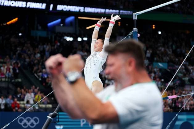 Bilder des Jahres 2024, Sport 08 August Kaylia Nemour (AJG), AUGUST 4, 2024 - Gymnastics - Artistic : Women s Uneven Bars Final during the Paris 2024 Olympic Games, Olympische Spiele, Olympia, OS at Bercy Arena in Paris, France.  (262038387)