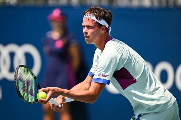 ATP National Bank Open 2024 MONTREAL, QC, CANADA AUGUST 04 Daniel Altmaier GER serves the ball during a qualifying round match at ATP National Bank Open on August 04, 2024 at IGA Stadium in Montreal, QC, Canada Photo by David Kirouac Copyright: xBEAUTIFULxSPORTS Kirouacx