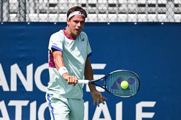 ATP National Bank Open 2024 MONTREAL, QC, CANADA AUGUST 04 Daniel Altmaier GER returns the ball during a qualifying round match at ATP National Bank Open on August 04, 2024 at IGA Stadium in Montreal, QC, Canada Photo by David Kirouac Copyright: xBEAUTIFULxSPORTS Kirouacx