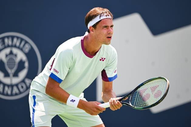 ATP National Bank Open 2024 MONTREAL, QC, CANADA AUGUST 04 Daniel Altmaier GER waits for service during a qualifying round match at ATP National Bank Open on August 04, 2024 at IGA Stadium in Montreal, QC, Canada Photo by David Kirouac Copyright: xBEAUTIFULxSPORTS Kirouacx