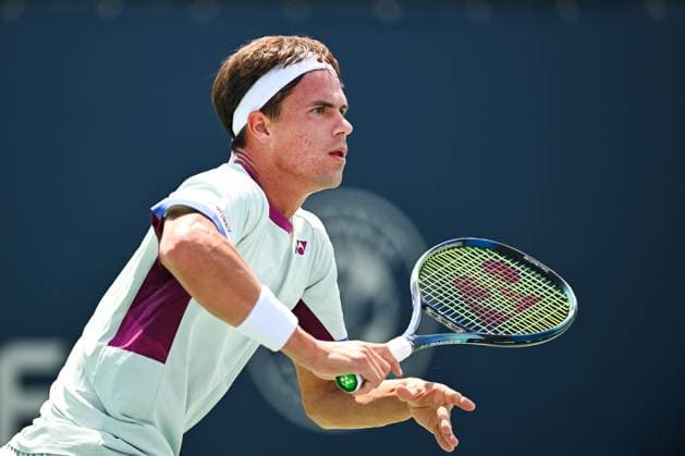 ATP National Bank Open 2024 MONTREAL, QC, CANADA AUGUST 04 Look on Daniel Altmaier GER during a qualifying round match at ATP National Bank Open on August 04, 2024 at IGA Stadium in Montreal, QC, Canada Photo by David Kirouac Copyright: xBEAUTIFULxSPORTS Kirouacx