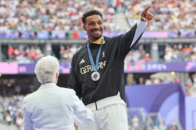 Award ceremony, Silver for Leo Neugebauer GER Decathlon, Athletics, Paris 2024, Olympic Games Paris 2024, Olympic Games 2024, 04 08 2024,