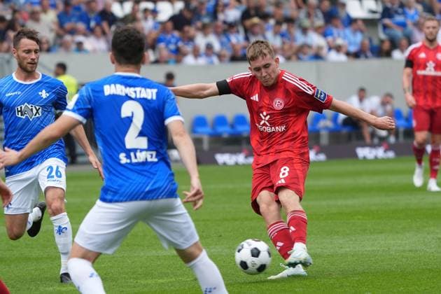 Isak Johannesson Fortuna Düsseldorf, 08 draws from 04 08 2024 2 Bundesliga, season 24 25 SV Darmstadt 98 vs Fortuna Düsseldorf, Stadion am Boellenfalltor, emonline, emspor,