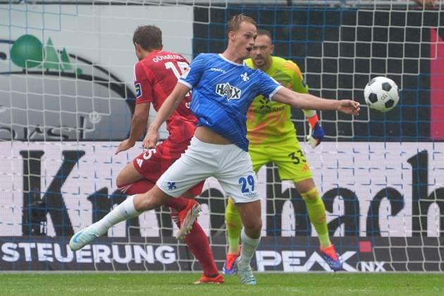 Oscar Vilhelmsson SV Darmstadt 98, 29 attacks 04 08 2024 2 Bundesliga, season 24 25 SV Darmstadt 98 vs Fortuna Düsseldorf, Stadion am Boellenfalltor, emonline, emspor,