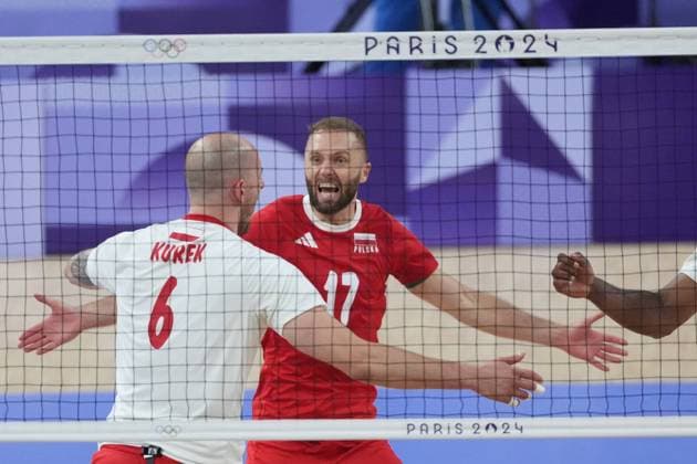 RECORD DATE NOT STATED PARIS 05.08.2024 SUMMER Olympic Games, Olympische Spiele, Olympia, OS VOLLEYBALL QUARTERFINAL POLAND - SLOVENIA BARTOSZ KUREK PAWEL ZATORSKI FOTO: TOMASZ MARKOWSKI NEWSPIX.PL --- Newspix.pl  050824TOM010