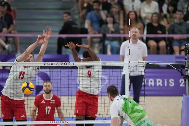 RECORD DATE NOT STATED PARIS 05.08.2024 SUMMER Olympic Games, Olympische Spiele, Olympia, OS VOLLEYBALL QUARTERFINAL POLAND - SLOVENIA JAKUB KOCHANOWSKI WILFREDO LEON FOTO: TOMASZ MARKOWSKI NEWSPIX.PL --- Newspix.pl  050824TOM013