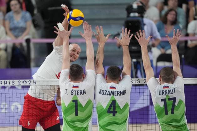 Sport Bilder des Tages RECORD DATE NOT STATED PARIS 05.08.2024 SUMMER Olympic Games, Olympische Spiele, Olympia, OS VOLLEYBALL QUARTERFINAL POLAND - SLOVENIA BARTOSZ KUREK FOTO: TOMASZ MARKOWSKI NEWSPIX.PL --- Newspix.pl  050824TOM026