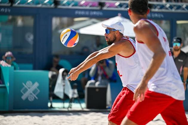 Olympic Games Beach Volleyball Paris 05 08 2024 Round of 16, Men, POL ESP, Michal Bryl 1, POL , Bartosz Losiak 2, POL Copyright: xBEAUTIFULxSPORTS TomxBlochx