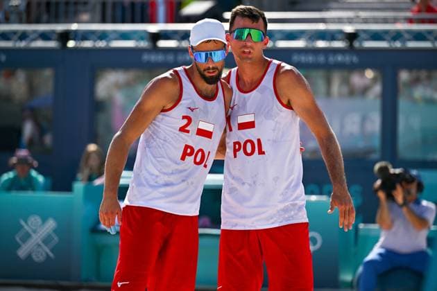 Olympic Games Beach Volleyball Paris 05 08 2024 Round of 16, Men, POL ESP, Michal Bryl 1, POL , Bartosz Losiak 2, POL Copyright: xBEAUTIFULxSPORTS TomxBlochx