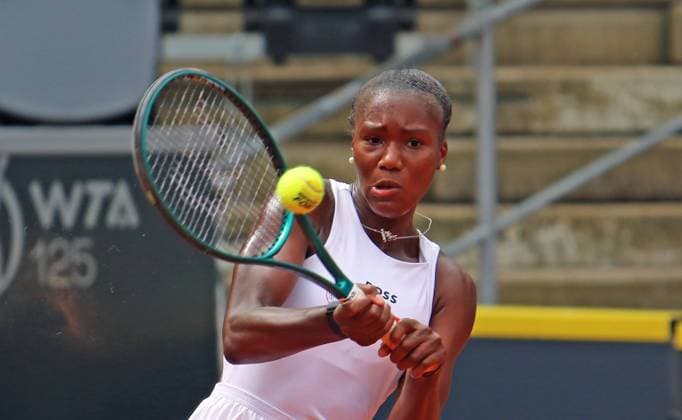 WTA Tournament 125, ECE Ladies Hamburg Open, 1st round Noma Noha Akugue Hamburg Germany