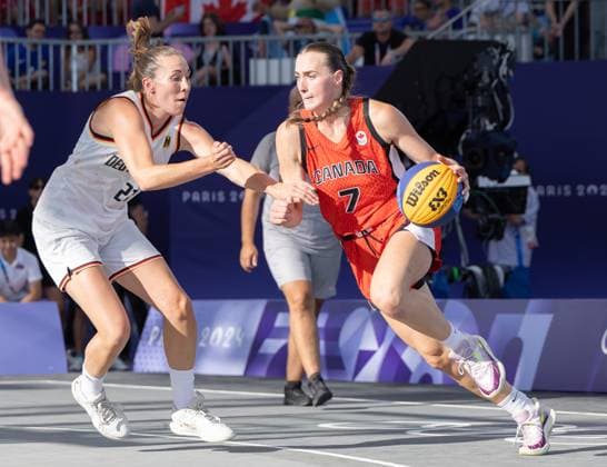 FRA, Paris, Olympic Games Paris 2024, 05 08 2024, 3x3 Basketball Women Semifinal Germany Canada, La Concorde 1 v li Svenja Brunckhorst Germany, 21 vs Paige Crozon Canada, 7 Copyright: HMBxMedia SteffiexWunderl