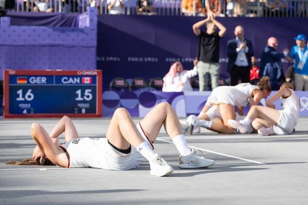 FRA, Paris, Olympic Games Paris 2024, 05 08 2024, 3x3 Basketball Women Semifinal Germany Canada, La Concorde 1 v li Svenja Brunckhorst Germany, 21 , cheering Copyright: HMBxMedia SteffiexWunderl