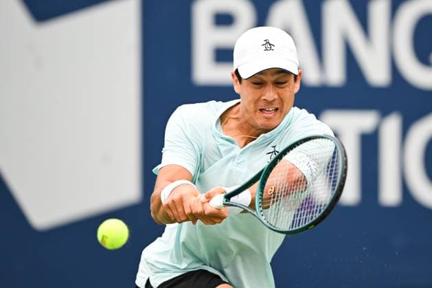MONTREAL, QC - AUGUST 05: Mackenzie Mcdonald (USA) returns the ball during a qualifying round match at ATP, Tennis Herren National Bank Open on August 05, 2024 at IGA Stadium in Montreal, QC (Photo by David Kirouac Icon Sportswire) TENNIS: AUG 05 National Bank Open EDITORIAL USE ONLY Icon240805011