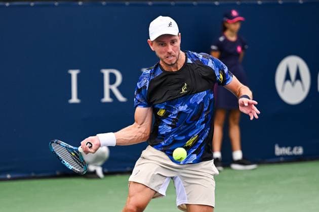 MONTREAL, QC - AUGUST 05: James Duckworth (AUS) returns the ball during a qualifying round match at ATP, Tennis Herren National Bank Open on August 05, 2024 at IGA Stadium in Montreal, QC (Photo by David Kirouac Icon Sportswire) TENNIS: AUG 05 National Bank Open EDITORIAL USE ONLY Icon240805017