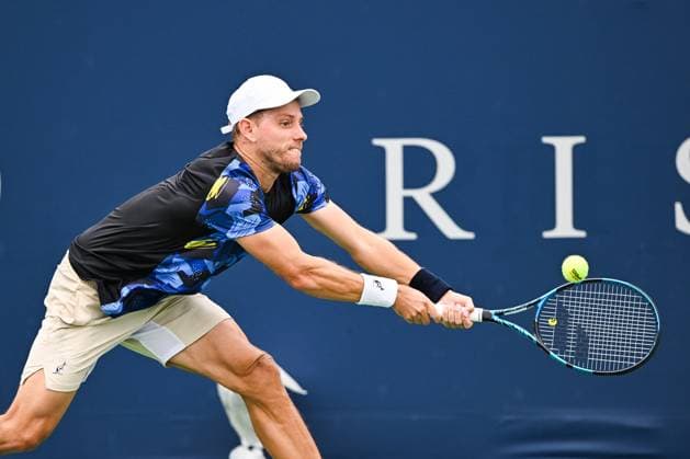 MONTREAL, QC - AUGUST 05: James Duckworth (AUS) returns the ball during a qualifying round match at ATP, Tennis Herren National Bank Open on August 05, 2024 at IGA Stadium in Montreal, QC (Photo by David Kirouac Icon Sportswire) TENNIS: AUG 05 National Bank Open EDITORIAL USE ONLY Icon240805019