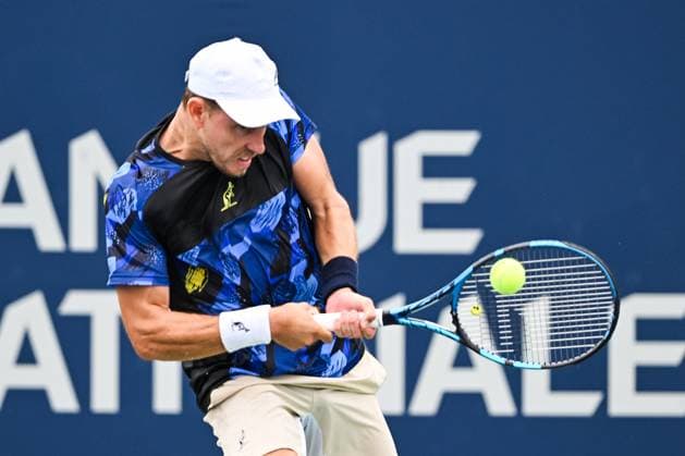 MONTREAL, QC - AUGUST 05: James Duckworth (AUS) returns the ball during a qualifying round match at ATP, Tennis Herren National Bank Open on August 05, 2024 at IGA Stadium in Montreal, QC (Photo by David Kirouac Icon Sportswire) TENNIS: AUG 05 National Bank Open EDITORIAL USE ONLY Icon240805023