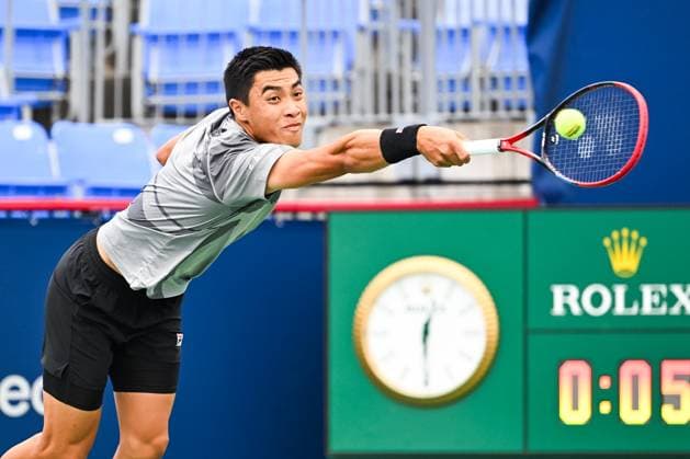 MONTREAL, QC - AUGUST 05: Brandon Nakashima(Usa) returns the ball during a qualifying round match at ATP, Tennis Herren National Bank Open on August 05, 2024 at IGA Stadium in Montreal, QC (Photo by David Kirouac Icon Sportswire) TENNIS: AUG 05 National Bank Open EDITORIAL USE ONLY Icon240805032