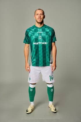 official portrait date SV Werder Bremen 2024 2025 Senne Lynen Werder Bremen 14 1 BL portrait date 2024 2025, xWerderxBremenxviaxnordphotoxGmbHx xKokenge nph00001