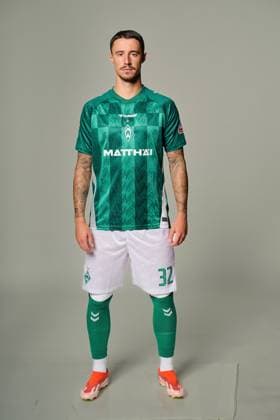 official portrait appointment SV Werder Bremen 2024 2025 Marco Friedl Werder Bremen 32 Captain 1 BL portrait appointment 2024 2025, xWerderxBremenxviaxnordphotoxGmbHx xKokenge nph00001