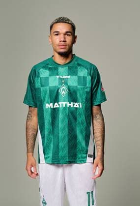 official portrait date SV Werder Bremen 2024 2025 Justin Njinmah SV Werder Bremen 11 1 BL portrait date 2024 2025, xWerderxBremenxviaxnordphotoxGmbHx xKokenge nph00001