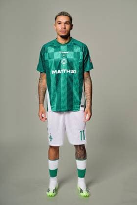 official portrait date SV Werder Bremen 2024 2025 Justin Njinmah SV Werder Bremen 11 1 BL portrait date 2024 2025, xWerderxBremenxviaxnordphotoxGmbHx xKokenge nph00001