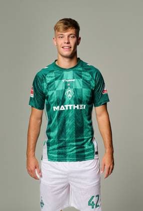 official portrait date SV Werder Bremen 2024 2025 Keke Topp Werder Bremen 42 1 BL portrait date 2024 2025, xWerderxBremenxviaxnordphotoxGmbHx xKokenge nph00001