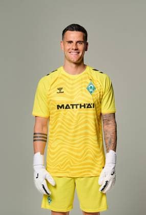 official portrait date SV Werder Bremen 2024 2025 Michael Zetterer Werder Bremen 01 1 BL portrait date 2024 2025, xWerderxBremenxviaxnordphotoxGmbHx xKokenge nph00001