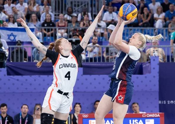 FRA, Paris, Olympic Games Paris 2024, 05 08 2024, 3x3 Basketball Women 3rd place match Canada USA, La Concorde 1 v li Kacie Bosch Canada, 4 v Hailey Van Lith USA, 9 Copyright: HMBxMedia SteffiexWunderl