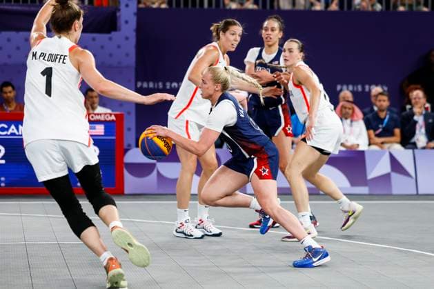 August 5, 2024, Paris, Paris, FRANCE: Hailey van Lith of United States in action during Women s Bronze Medal Game of the 3x3 Basketball between Canada and United States on La Concorde 1 during the Paris 2024 Olympics Games on August 5, 2024 in Paris, France. Paris FRANCE - ZUMAa181 20240805_zaa_a181_630 Copyright: xManuxReinox