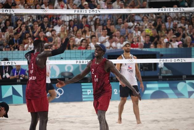 RECORD DATE NOT STATED PARIS, FR - AUGUST 5: View of Qatar Vs Chile Men s Beach volleyball, Beachvolleyball in Paris, France during the 2024 Summer Olympics on August 5, 2024. Copyright: xmpi34x