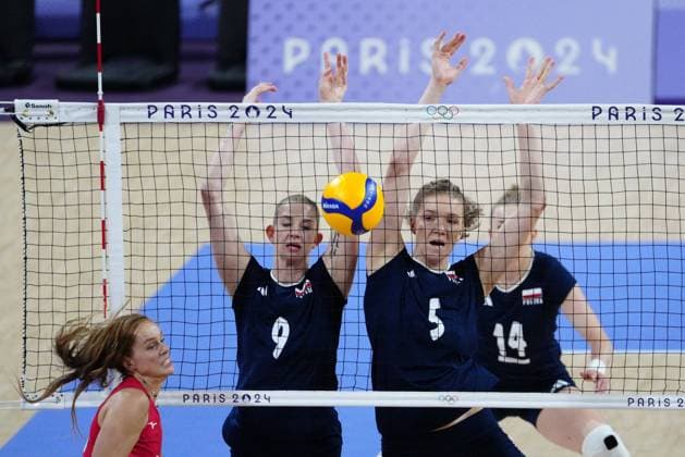 RECORD DATE NOT STATED PARIS 06.08.2024 SUMMER Olympic Games, Olympische Spiele, Olympia, OS VOLLEYBALL QUARTERFINAL POLAND - USA MAGDALENA STYSIAK AGNIESZKA KORNELUK FOTO: TOMASZ MARKOWSKI NEWSPIX.PL --- Newspix.pl  TM201200