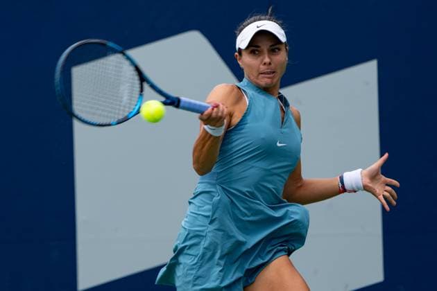 TORONTO, ON - AUGUST 06: Viktoriya Tomova of Bulgaria returns the shot during her first round game of the National Bank Open, part of the WTA, Tennis Damen Tour, at Sobeys Stadium on August 6, 2024 in Toronto, Canada. (Photo by Julian Avram Icon Sportswire) TENNIS: AUG 06 National Bank Open EDITORIAL USE ONLY Icon2408060003