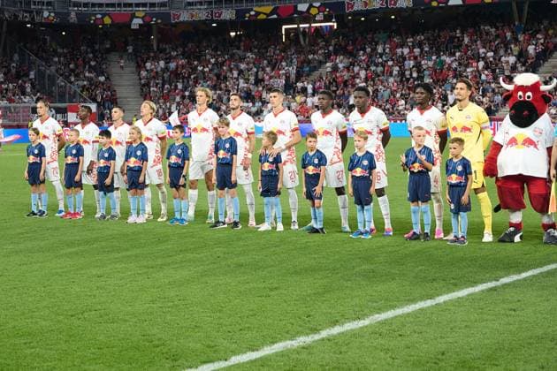 Salzburg, Austria 06 August 2024 Champions League qualification 2024 2025 RB Salzburg vs FC Twente Enschede In the picture Team Salzburg Red Bull Arena Copyright: xFotostandx xWassmuthx