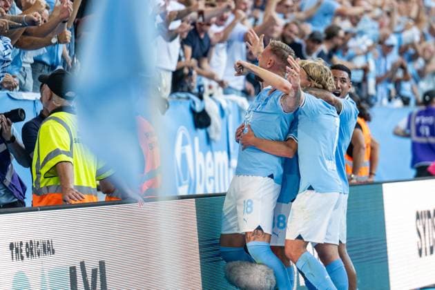 Malmo FF v PAOK FC, UEFA Champions League qualification, Malmoe, Sweden Malmoe, Sweden. 06th, August 2024. Pontus Jansson (18) of Malmo FF scores for 1-0 during the UEFA Champions League qualification match between Malmo FF and PAOK FC at Eleda Stadion in Malmo. Malmö Sweden  Copyright: xGonzalesxPhoto TobiasxJorgensenx