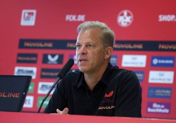 07 08 2024, Football, 2 Bundesliga, FC Kaiserslautern Press Conference, Season 2024 25, Markus Anfang Trainer FC Kaiserslautern ,Fritz Walter Stadion, Kaiserslautern, Germany, zmdz, DFB DFL regulations prohibit any use of photographs as image sequences and or quasi video FC Kaiserslautern Press Conference