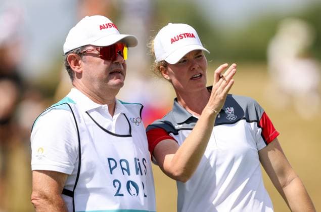 OLYMPICS - Olympic Summer Games 2024 PARIS,FRANCE,07.AUG.24 - OLYMPICS, GOLF - Olympic Summer Games Paris 2024, individual stroke play, ladies, Le Golf National. Image shows caddie Phil Ashkuri and Sarah Schober (AUT).  GEPAxpictures xHaraldxSteiner