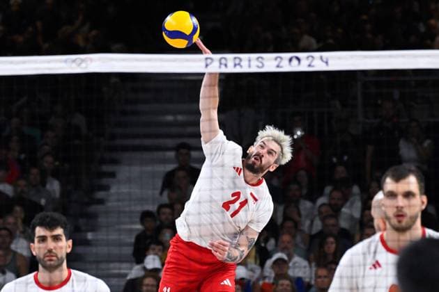 Semi finals - FORNAL Tomasz ( 21 - Poland ) during the 2024 Olympics Games match between Poland and United States at Arena Paris Sud on August 07, 2024 in Paris, France. ( Photo by federico pestellini DPPI Panoramic ) - JO 2024 : VOLLEY Pologne vs Etats Unis - Jeux Olympiques 2024 - Paris2024 - Paris - 07 08 2024 DPPI Panoramic 