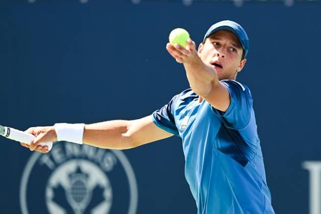 MONTREAL, QC - AUGUST 07: Luciano Darderi (ITA) serves the ball during a first round match at ATP, Tennis Herren National Bank Open on August 07, 2024 at IGA Stadium in Montreal, QC (Photo by David Kirouac Icon Sportswire) TENNIS: AUG 07 National Bank Open EDITORIAL USE ONLY Icon240807001