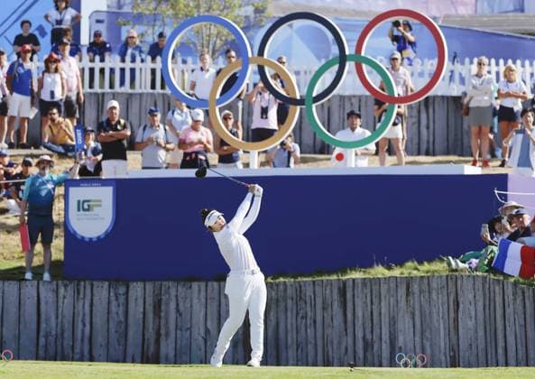 Paris Olympics: Golf Japan s Miyu Yamashita hits off the first tee during the second round of the women s golf event at the Paris Olympics on Aug. 8, 2024, at Le Golf National in Saint-Quentin-en-Yvelines, France.  A14AA0003260996P