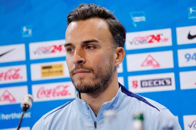 Striker Haris Tabakovic, Hertha BSC, Germany, Berlin, Sportpark, Football, Men, Season 2024 2025, 2 Bundesliga, Hertha BSC, Press conference with head coach Cristian Fiél and striker Haris Tabakovic before Hertha BSCs away match at Hamburger SV