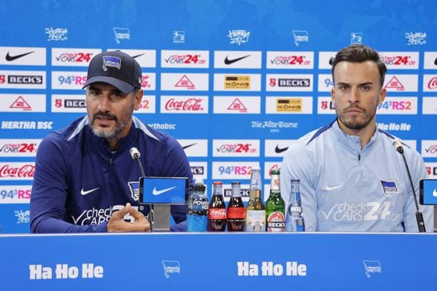 Head coach Cristian Fiél, Hertha BSC, striker Haris Tabakovic, Hertha BSC, Germany, Berlin, Sportpark, Football, Men, Season 2024 2025, 2 Bundesliga, Hertha BSC, Press conference with head coach Cristian Fiél and striker Haris Tabakovic ahead of Hertha BSCs away match at Hamburger SV