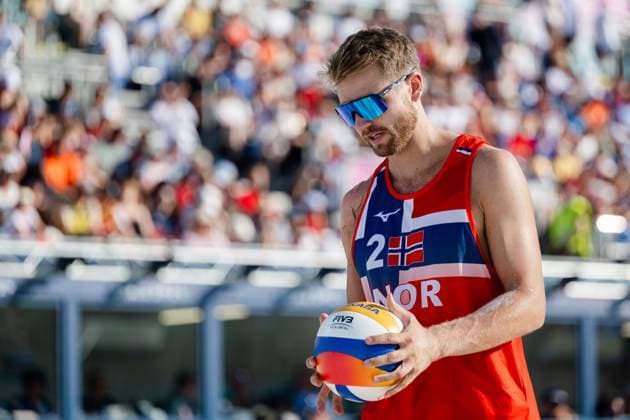 240808 Christian Sorum of Norway in a men s beach volleyball semifinal match between Germany and Norway during day 13 of the Paris 2024 Olympics on August 8, 2024 in Paris Photo Jon Olav Nesvold BILDBYRAN COP 217 JE0103 beachvolleyboll beach volleyball sandvolleyball paris 2024 olympics day 13 germany norway bbeng  Copyright: JONxOLAVxNESVOLD BB240808JE050